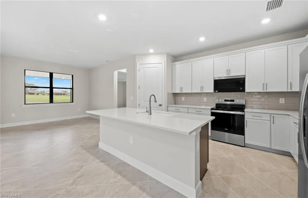 16624 Ash Grove Lane Alva, FL 33920