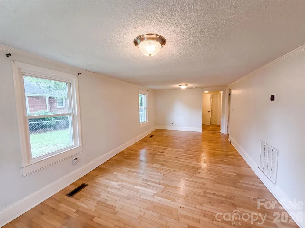 1017 White Lane Gastonia, NC 28052