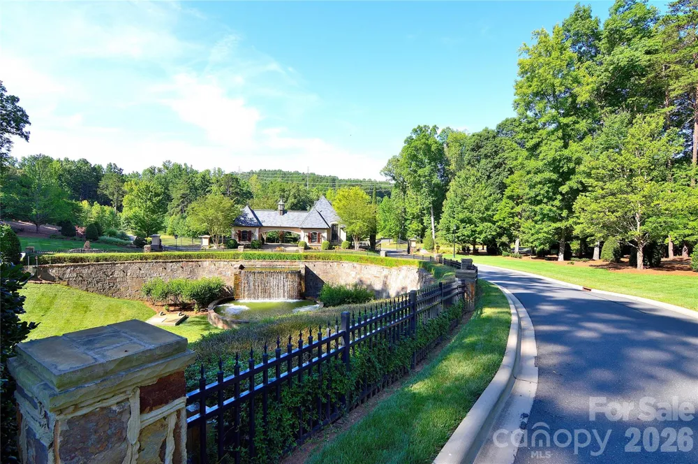3036 Lake Pointe Drive #170 Belmont, NC 28012