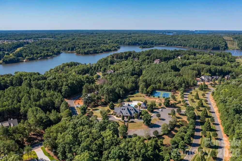 3036 Lake Pointe Drive #170 Belmont, NC 28012