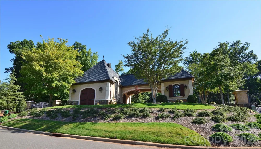 3036 Lake Pointe Drive #170 Belmont, NC 28012