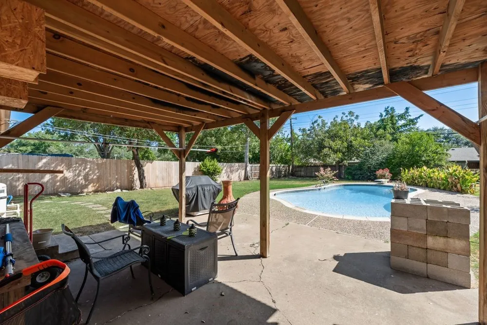 919 Surry Place Drive Cleburne, TX 76033
