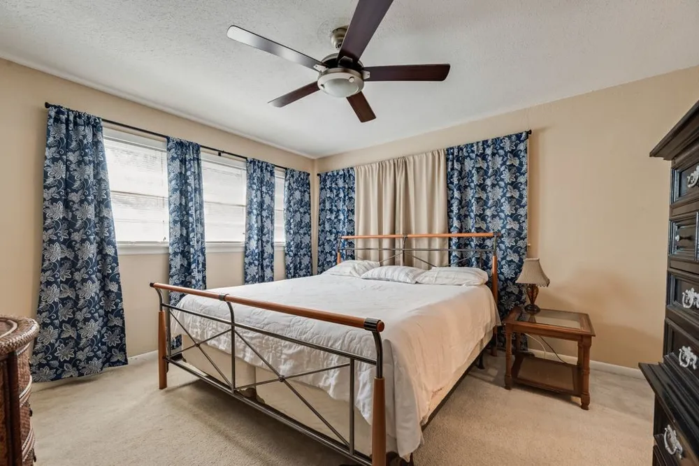 919 Surry Place Drive Cleburne, TX 76033