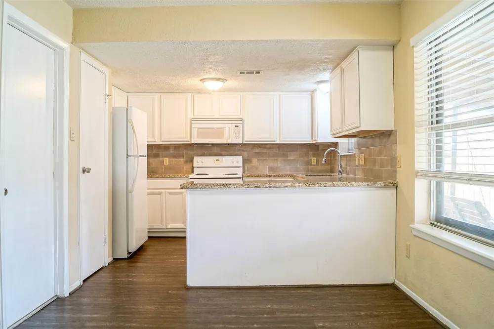 12645 Lake Conroe Hills Drive Willis, TX 77318