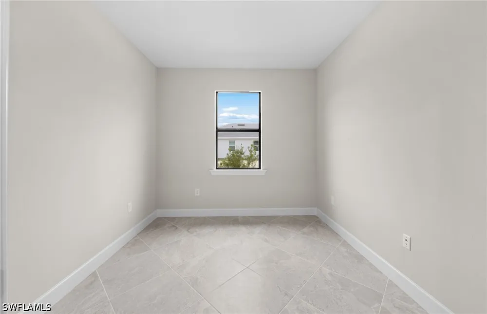 Ash Grove Lane Alva, FL 33920
