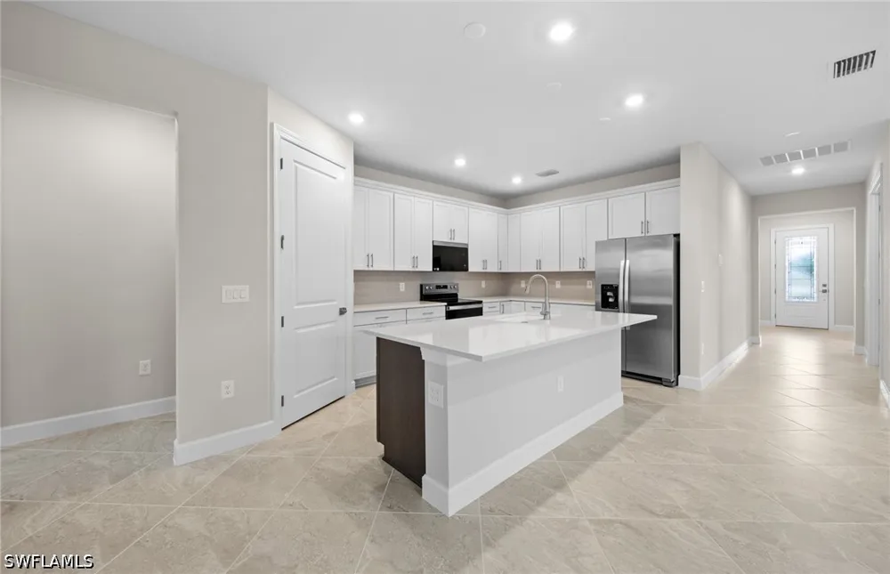 Ash Grove Lane Alva, FL 33920