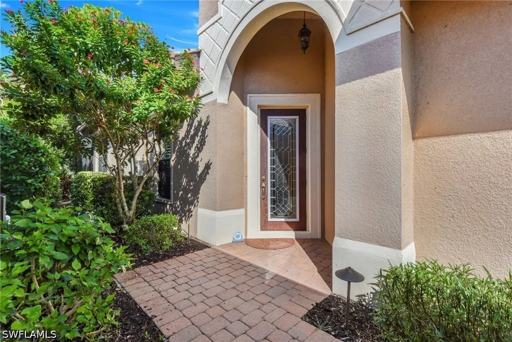 Moorgate Point Way Naples, FL 34113