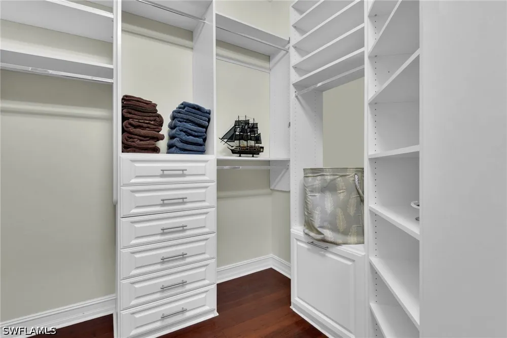 Moorgate Point Way Naples, FL 34113