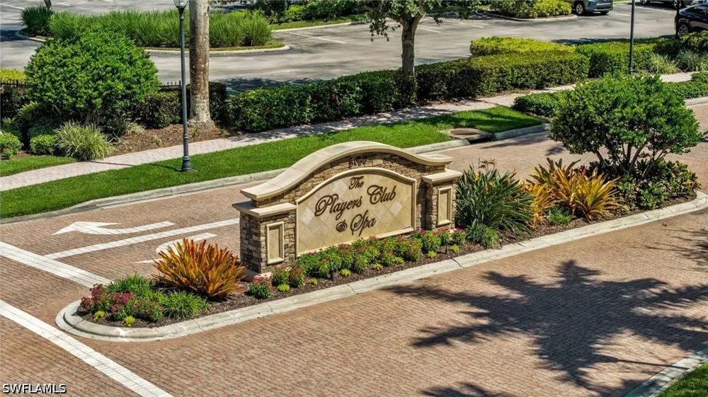 Moorgate Point Way Naples, FL 34113