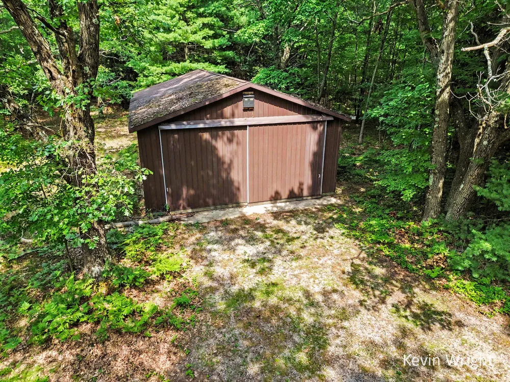 4415 E Arthur Road Hesperia, MI 49421
