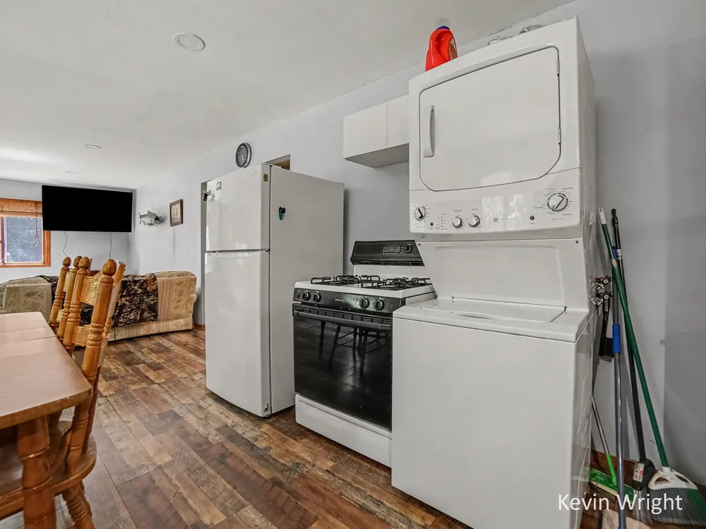 4415 E Arthur Road Hesperia, MI 49421