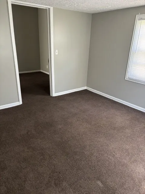 320 S Kings Hwy Murfreesboro, TN 37129