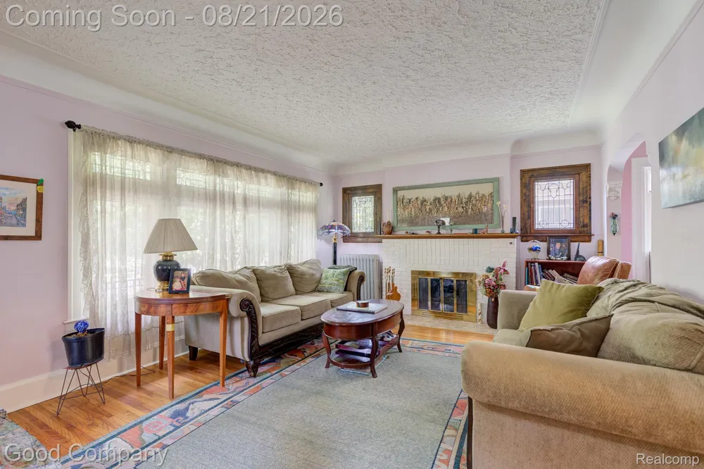23 Hanover Road Pleasant Ridge City, MI 48069