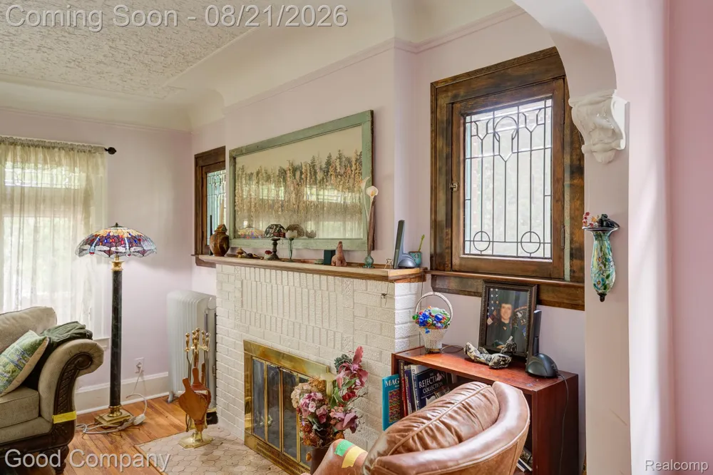 23 Hanover Road Pleasant Ridge City, MI 48069