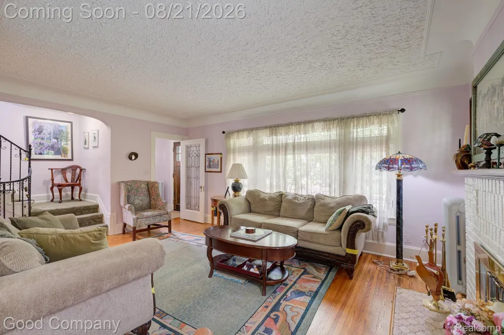 23 Hanover Road Pleasant Ridge City, MI 48069