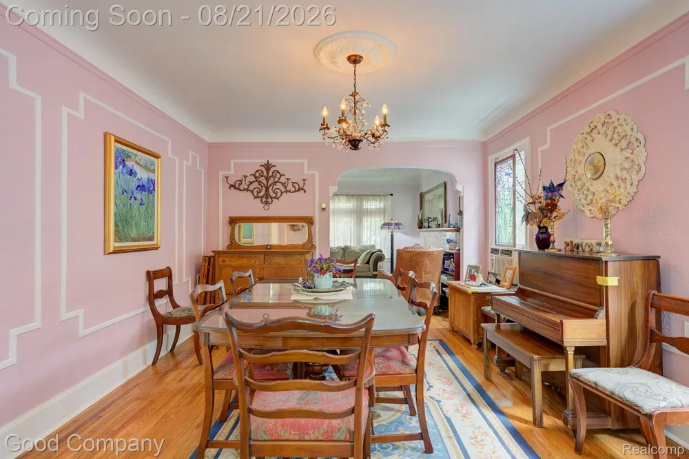 23 Hanover Road Pleasant Ridge City, MI 48069