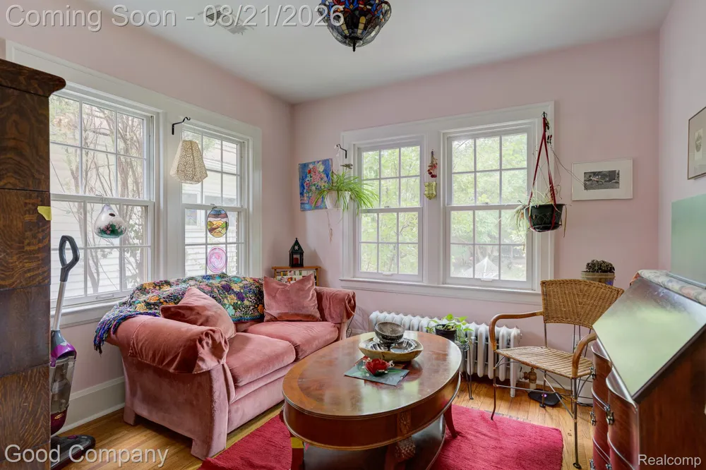 23 Hanover Road Pleasant Ridge City, MI 48069