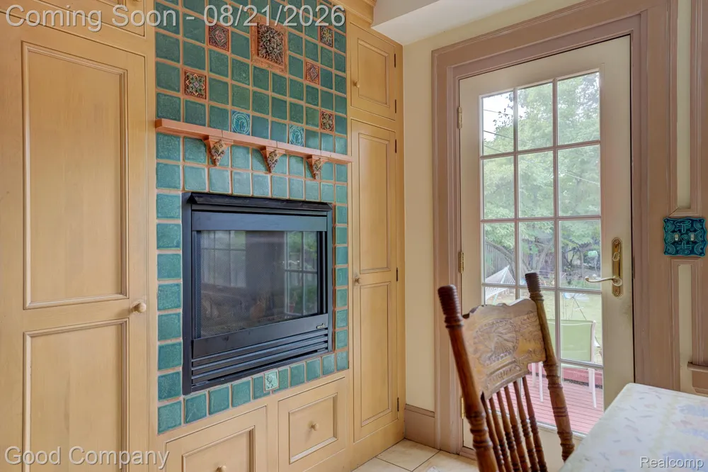 23 Hanover Road Pleasant Ridge City, MI 48069
