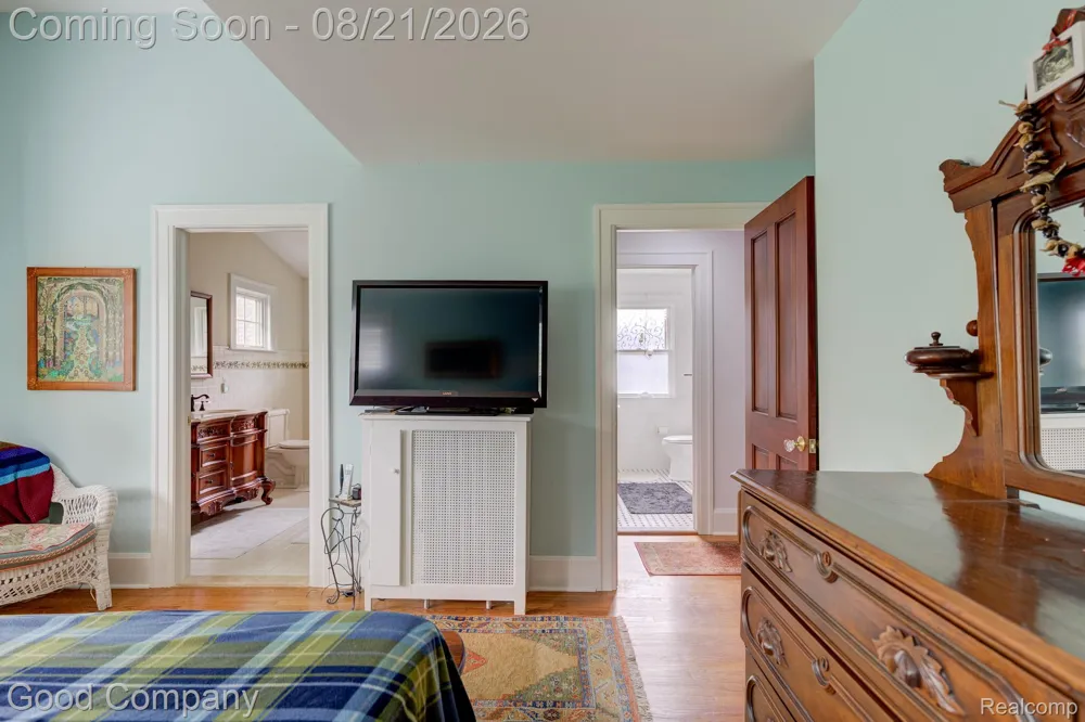 23 Hanover Road Pleasant Ridge City, MI 48069