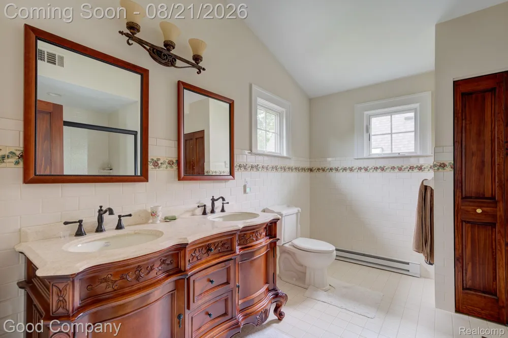 23 Hanover Road Pleasant Ridge City, MI 48069