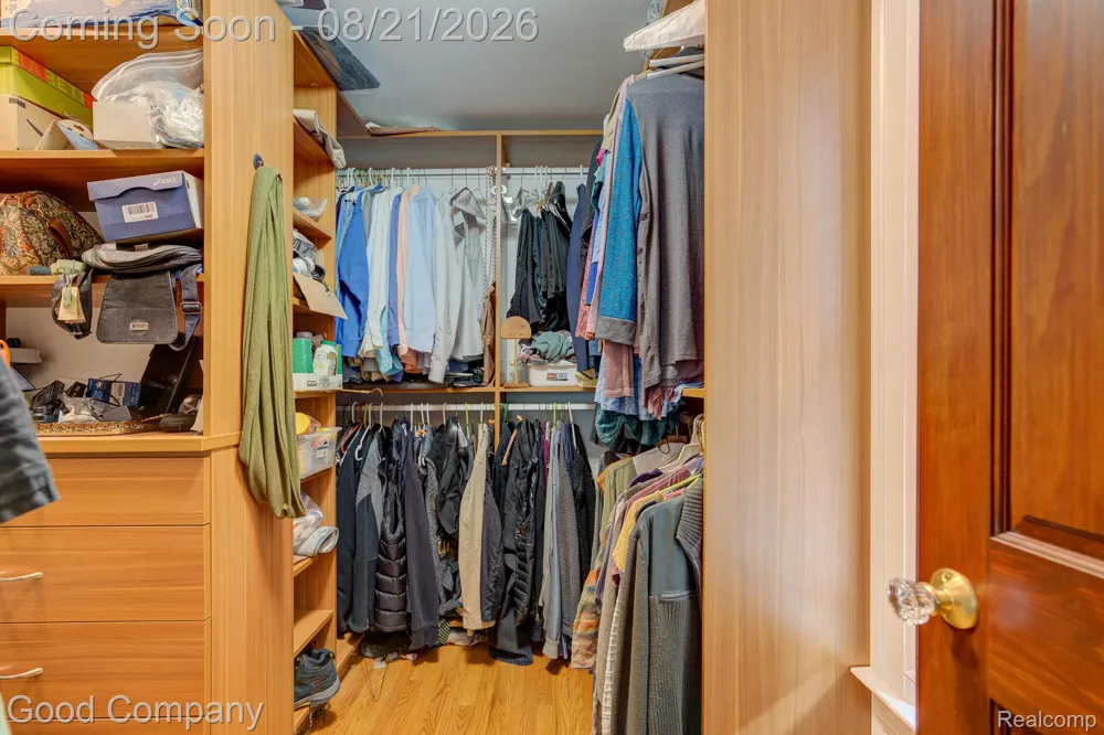 23 Hanover Road Pleasant Ridge City, MI 48069