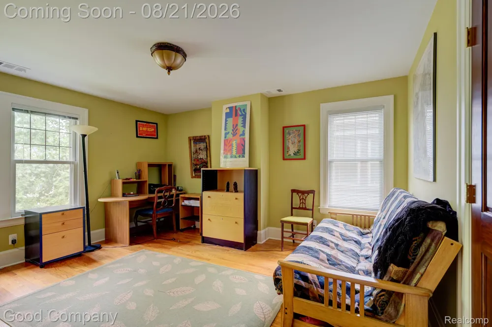 23 Hanover Road Pleasant Ridge City, MI 48069