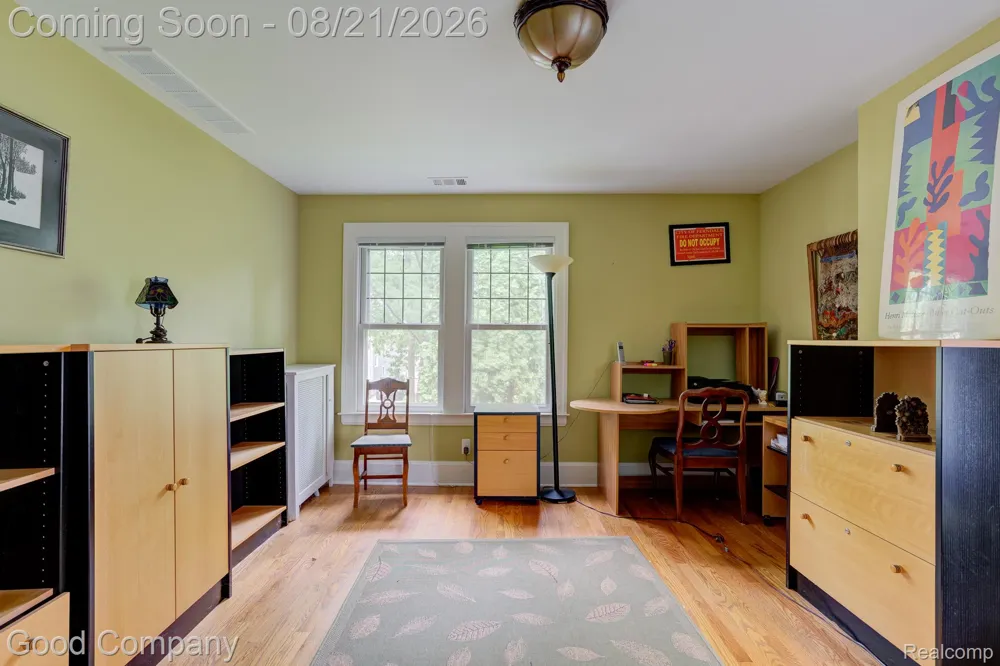 23 Hanover Road Pleasant Ridge City, MI 48069