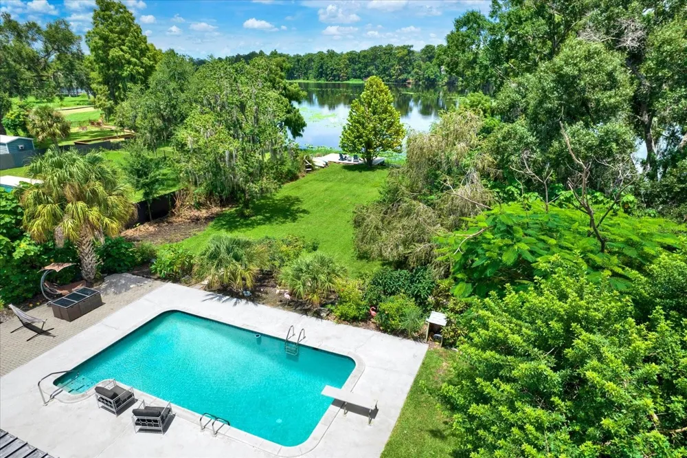 5708 PURITAN ROAD Tampa, FL 33617