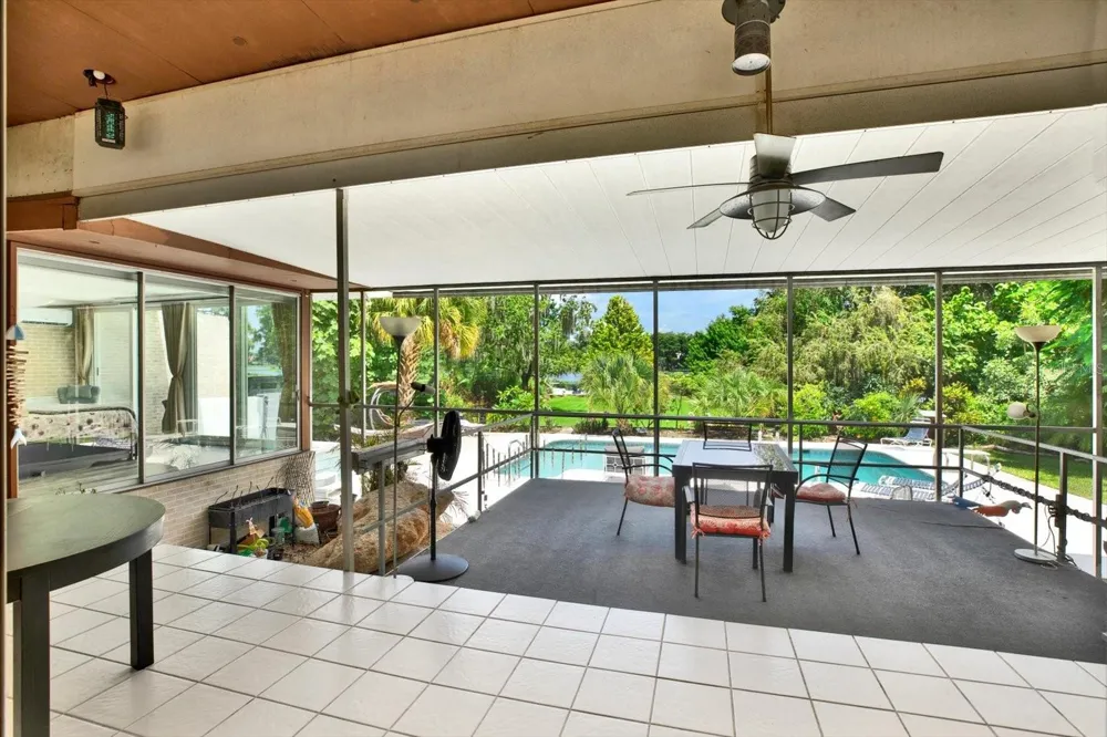 5708 PURITAN ROAD Tampa, FL 33617