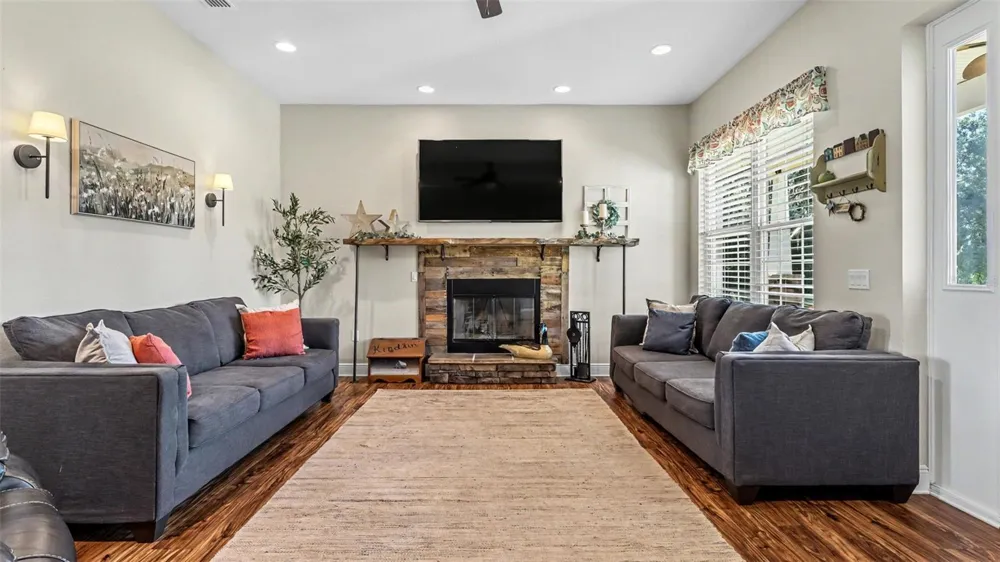 36431 FLORRIE MAE LANE Dade City, FL 33523