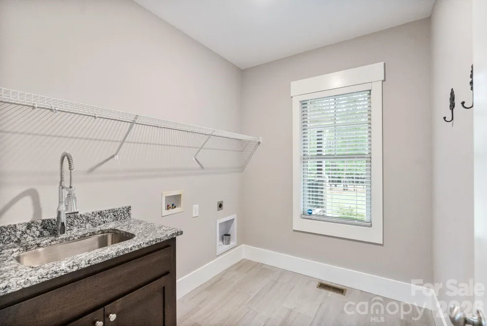 7261 Bay Ridge Drive Denver, NC 28037