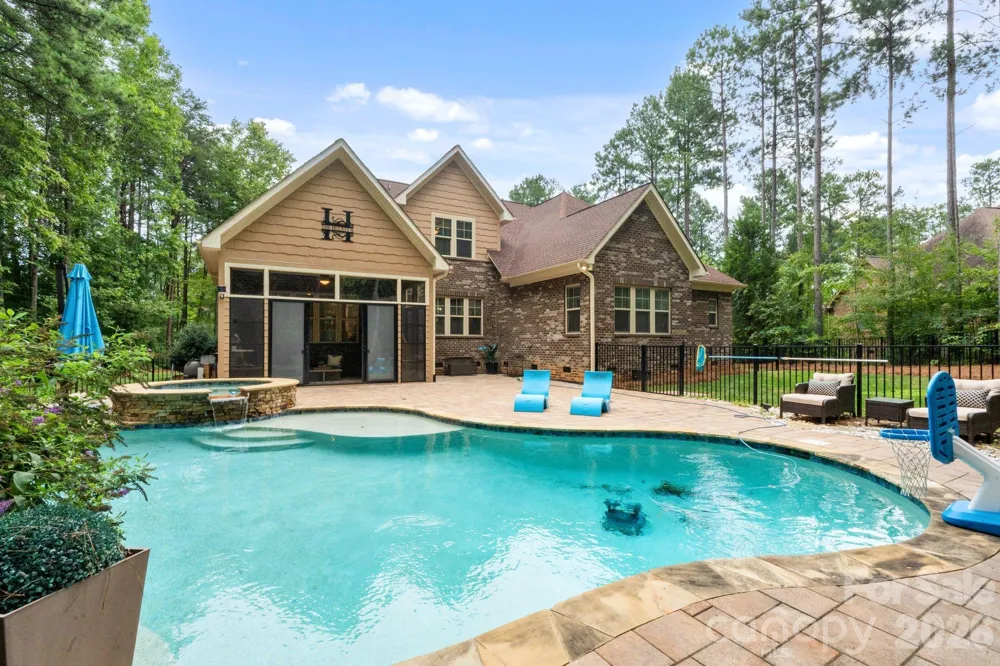 7261 Bay Ridge Drive Denver, NC 28037