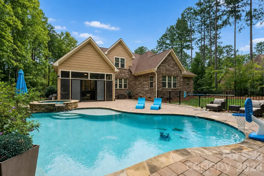 7261 Bay Ridge Drive Denver, NC 28037