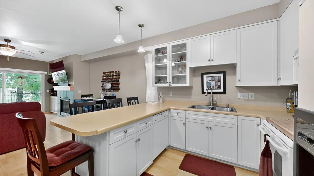 1401 Lakeshore Drive #206 Lake City, MN 55041