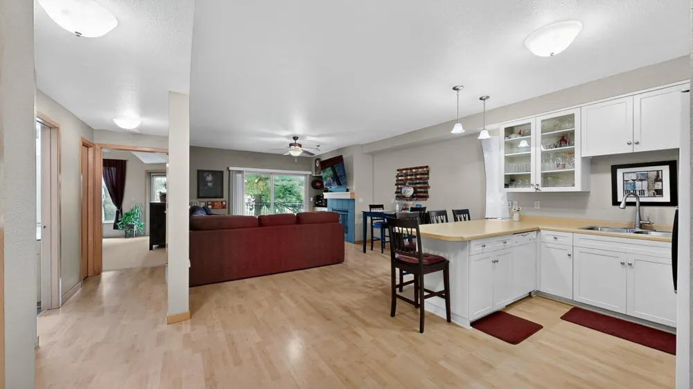 1401 Lakeshore Drive #206 Lake City, MN 55041