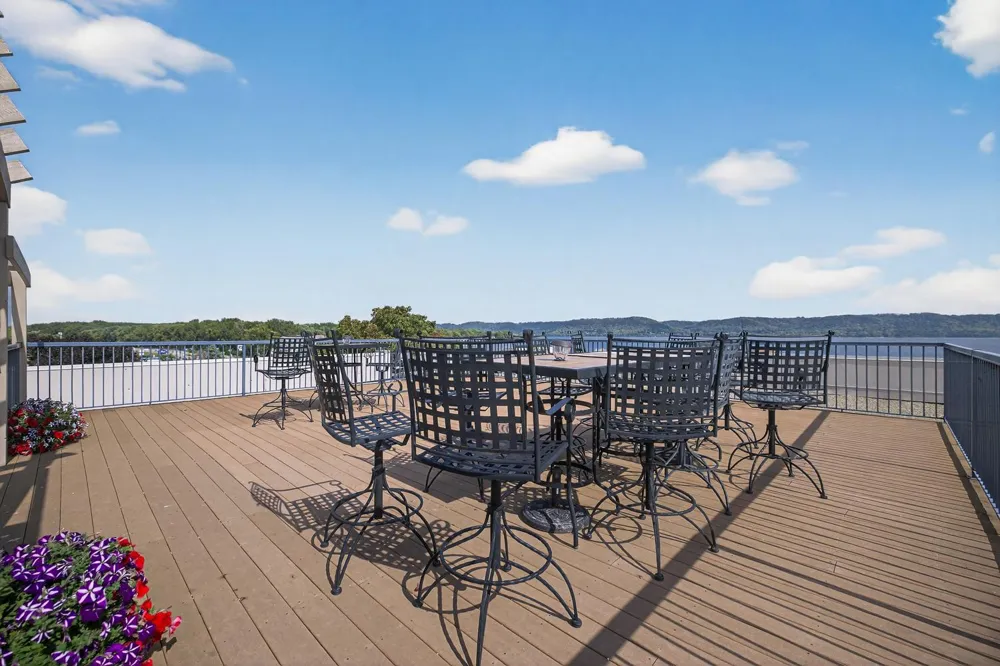1401 Lakeshore Drive #206 Lake City, MN 55041