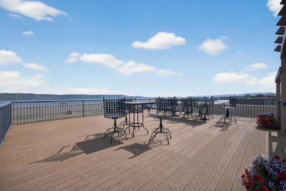 1401 Lakeshore Drive #206 Lake City, MN 55041