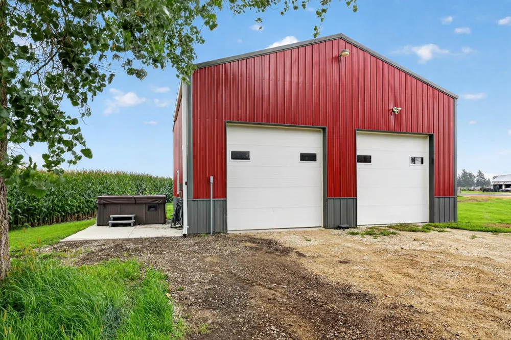 28113 570th Avenue Austin, MN 55912