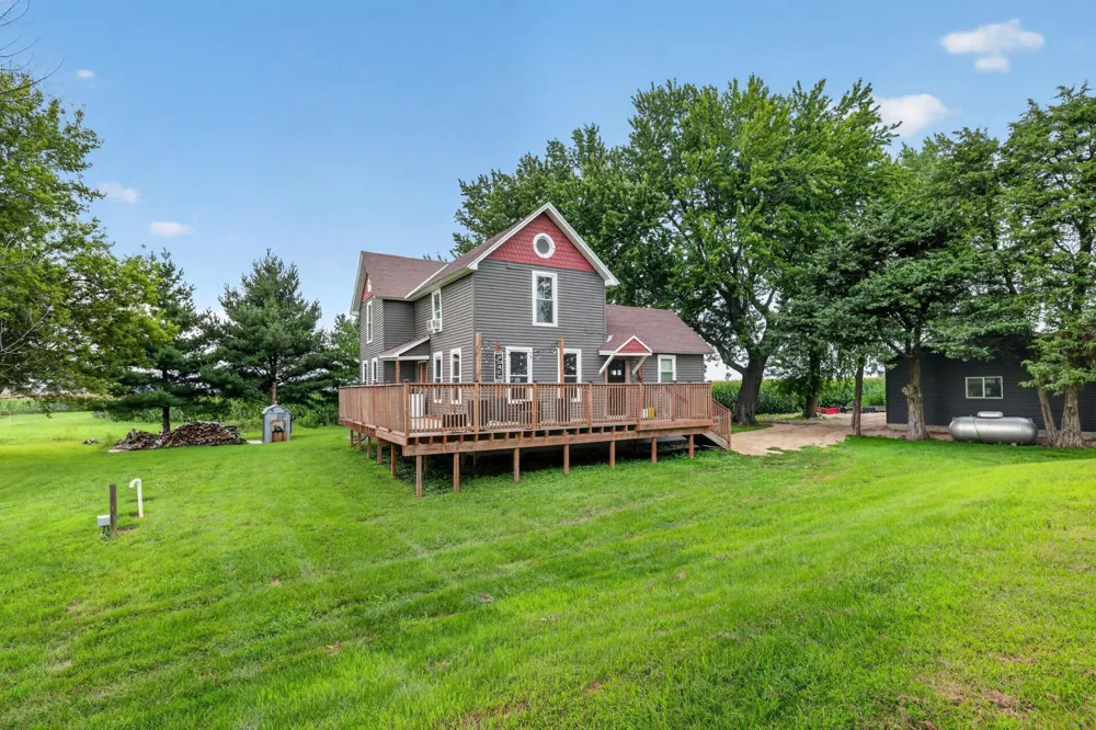 28113 570th Avenue Austin, MN 55912