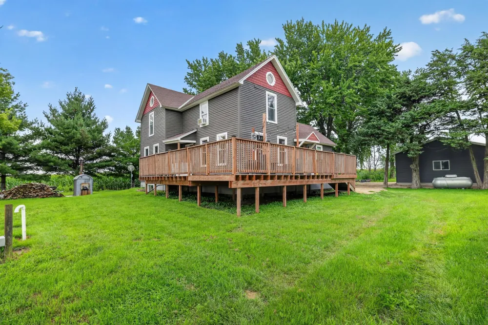 28113 570th Avenue Austin, MN 55912