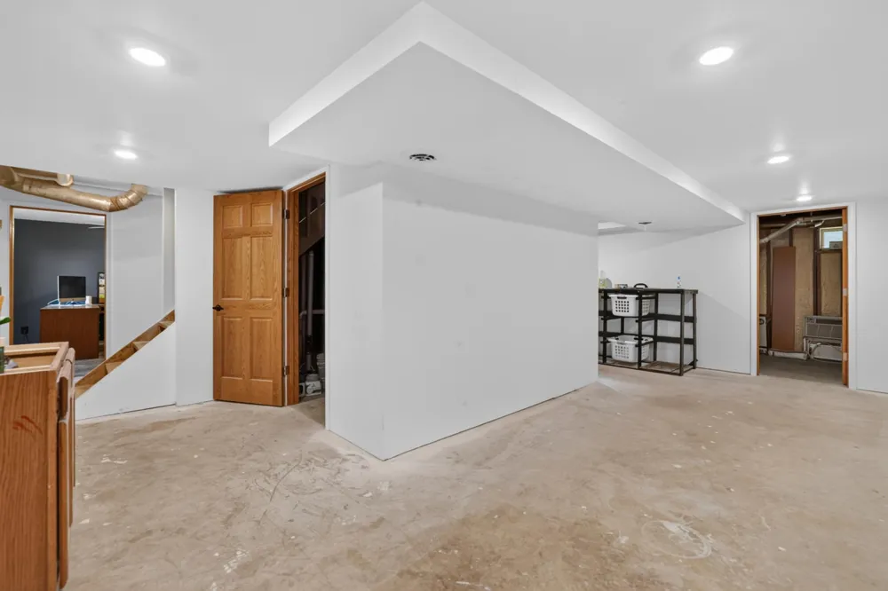28113 570th Avenue Austin, MN 55912