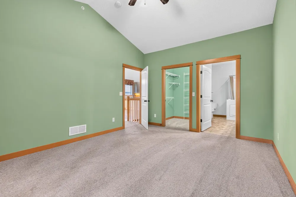 5845 Oakgreen Court Stillwater, MN 55082