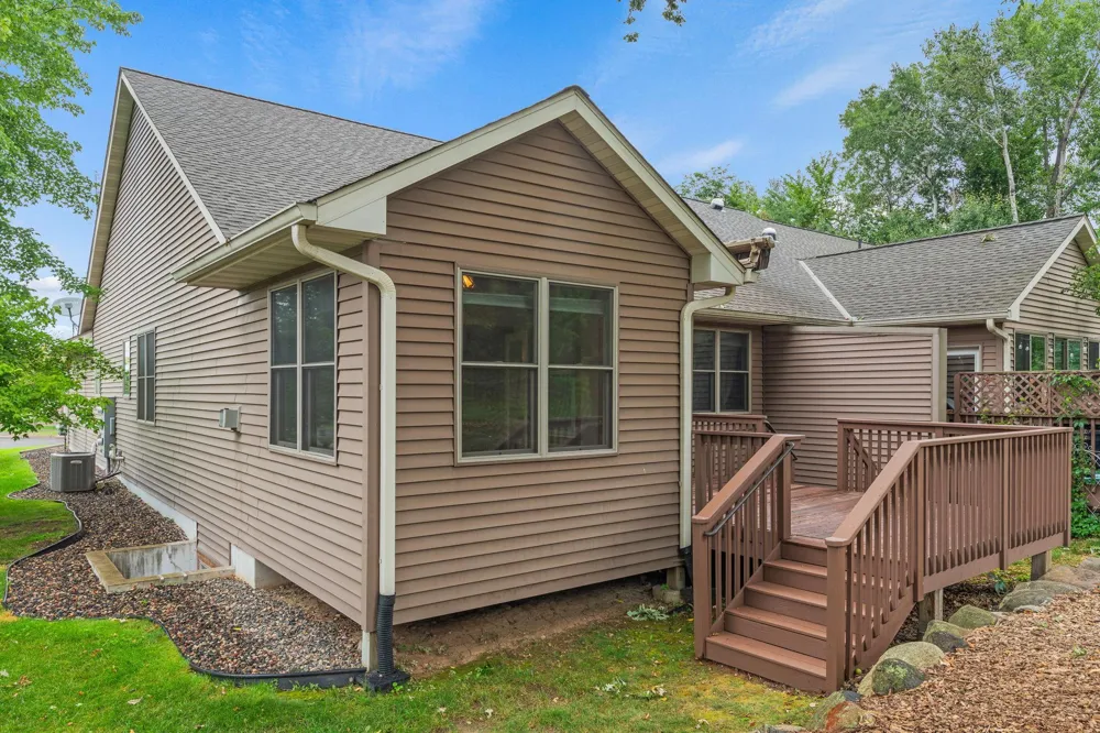 5845 Oakgreen Court Stillwater, MN 55082
