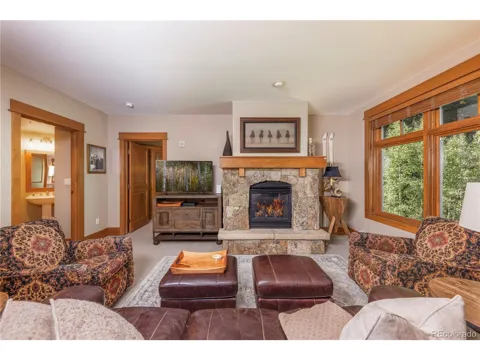 280 Trailhead Drive #3020