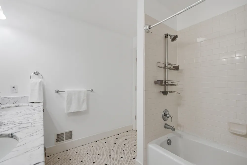 1010 Baldwin Avenue Ann Arbor, MI 48104