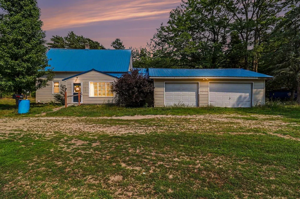 3601 Sass Road Manistee, MI 49660