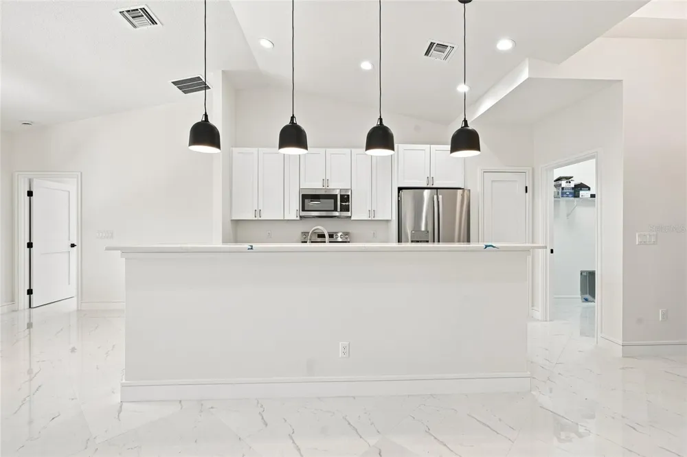 2356 30TH AVENUE SW Vero Beach, FL 32968