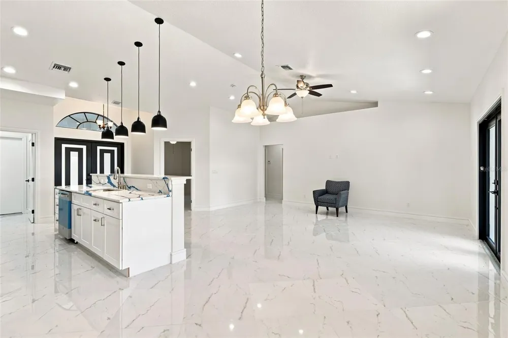2356 30TH AVENUE SW Vero Beach, FL 32968