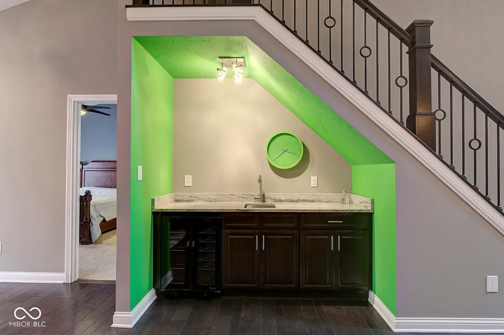 9732 Highpoint Ridge #101 Fishers, IN 46037