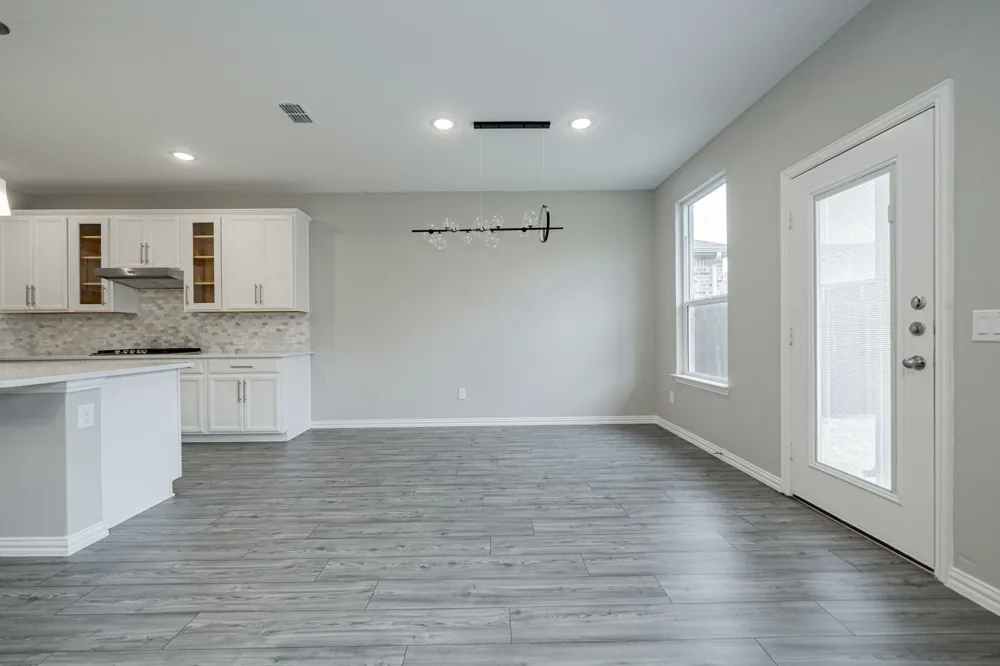 427 Holt Lane Fate, TX 75087